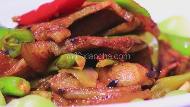 先一览本周日晚的两道大菜之神迷经典回锅肉