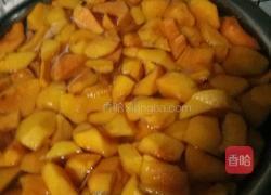 黄桃罐头的做法图解3