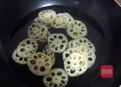 凉拌藕片的做法图解2