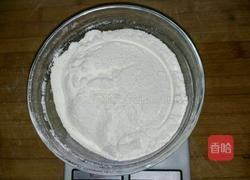 朗姆红提蛋糕卷的做法图解2