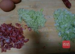 香肠鸡蛋早餐饼的做法图解2