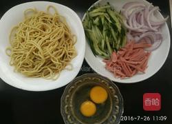炒面的做法图解1