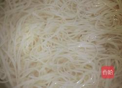 家常打卤面的做法图解1