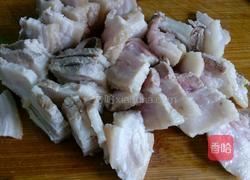 芹菜炒肉的做法图解1