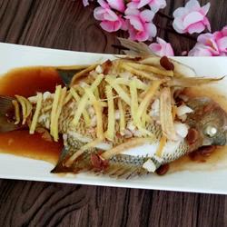 豆酱蒸太阳鱼的做法[图]