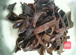 木耳炒肉的做法图解2