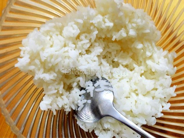 米饭加热拌均匀