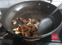 包菜炒豆干的做法图解5