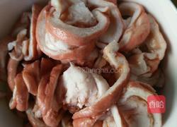 尖椒溜肥肠的做法图解3