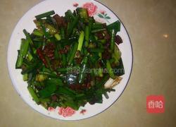 回锅肉炒蒜苔的做法图解4