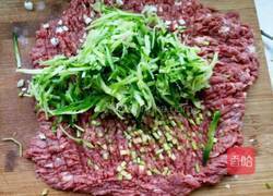 萝卜牛肉蒸饺的做法图解4