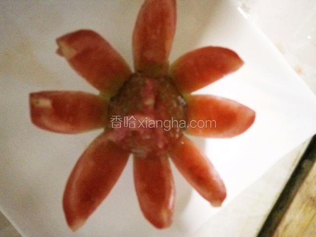 用手剥开,成莲花状
