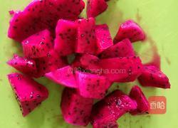 火龙果冰淇淋的做法图解1