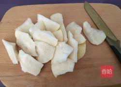 雪梨糖水的做法图解2