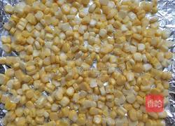 奶酪玉米的做法图解2