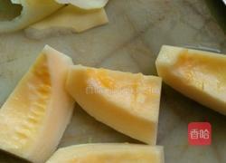 蜂蜜香瓜的做法图解2