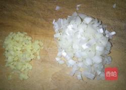 丝瓜丸子汤的做法图解2