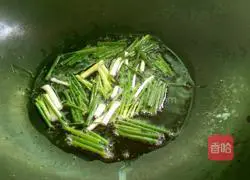 Illustration of how to make scallion noodles 2