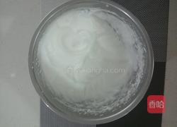 处女作一六寸戚风蛋糕的做法图解4