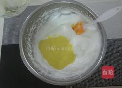 处女作一六寸戚风蛋糕的做法图解10