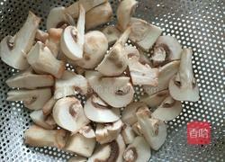 奶油蘑菇汤的做法图解1