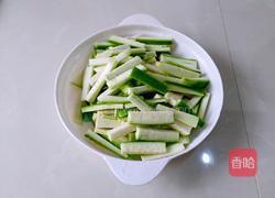 丝瓜炒鸡蛋的做法图解1