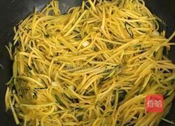 爆炒南瓜丝的做法图解4