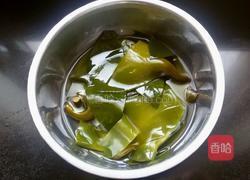 海带炒肉片的做法图解1