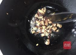 火腿菌菇焖饭的做法图解7