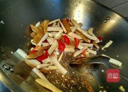 肉炒香素鸡的做法图解5