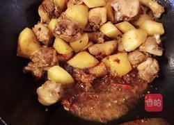 土豆烧鸭的做法图解2