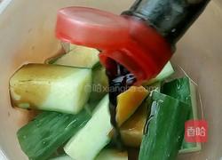 爽口咸黄瓜的做法图解4