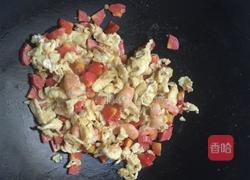 虾仁胡萝卜炒蛋的做法图解6
