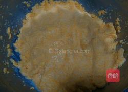 贴饼子的做法图解3