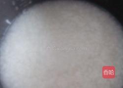 茄子虾皮粥的做法图解2