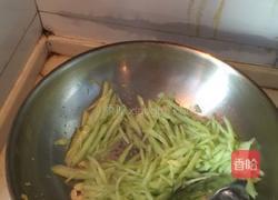 黄瓜丝炒蛋的做法图解5