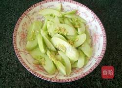 木耳炒白瓜的做法图解2