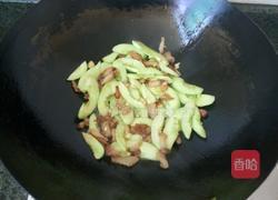 木耳炒白瓜的做法图解4