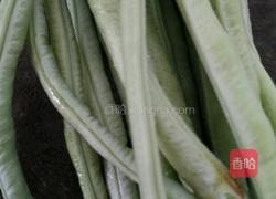 豆角鸡蛋的做法图解1