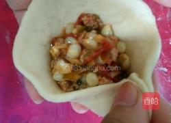 玉米肉馅包子的做法图解10