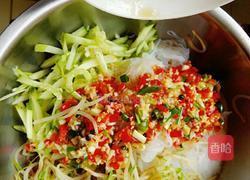 凉拌黄瓜粉丝的做法图解8