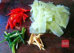 窝笋炒猪肝的做法图解2