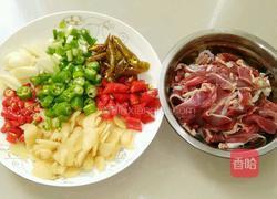 泡辣椒爆鸡胗的做法图解2