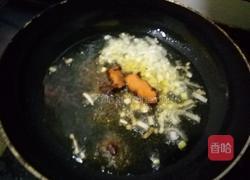 油爆大虾的做法图解3