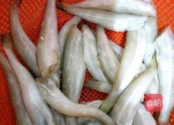 红烧沙尖鱼的做法图解1