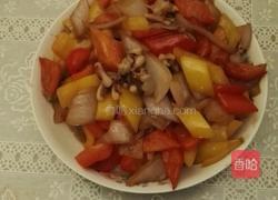 双椒炒鱿鱼的做法图解3