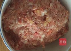 猪肉水饺的做法图解2