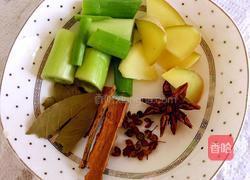 土豆泥球烧牛肉的做法图解3