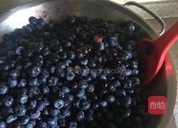 蓝莓酱的做法图解2