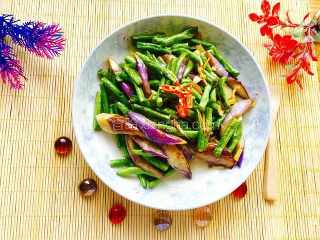 清炒茄子长缸豆